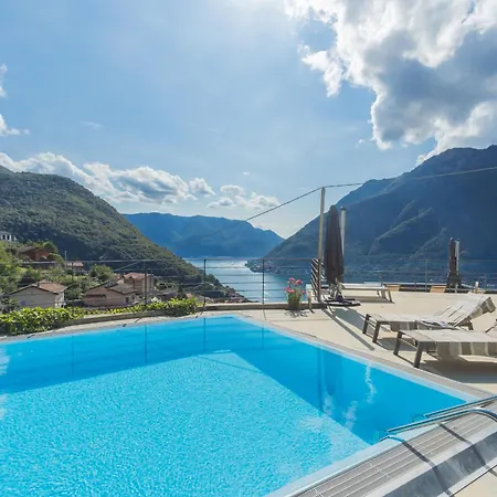 Residenza Maxim With Pool By Rent Apartment *