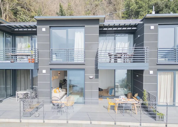 アパート Residenza Maxim With Pool By Rent ネッソ