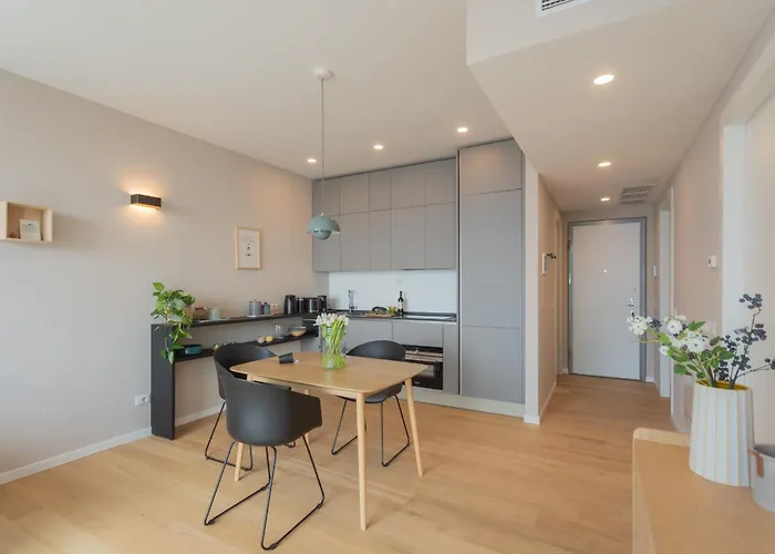 Residenza Maxim With Pool By Rent アパート *