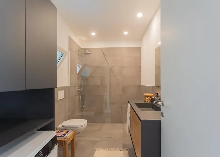 Residenza Maxim With Pool By Rent