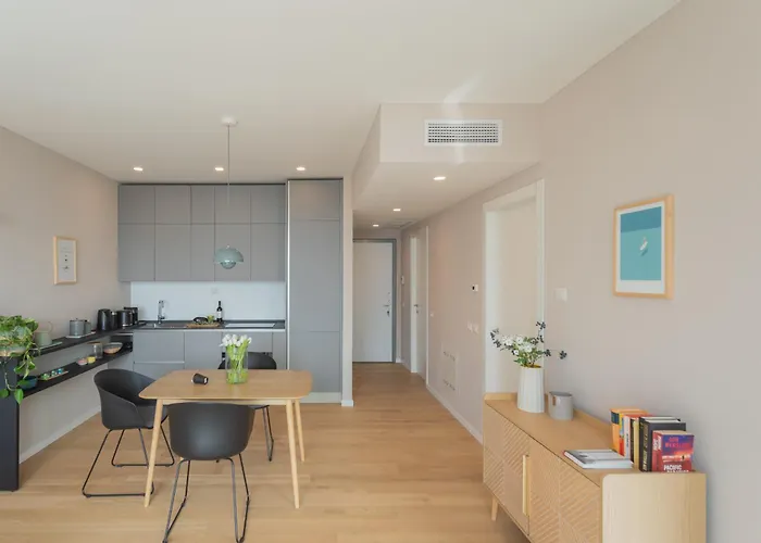 Apartment Residenza Maxim With Pool By Rent Nesso