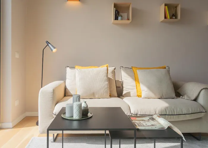 Residenza Maxim With Pool By Rent Apartment *